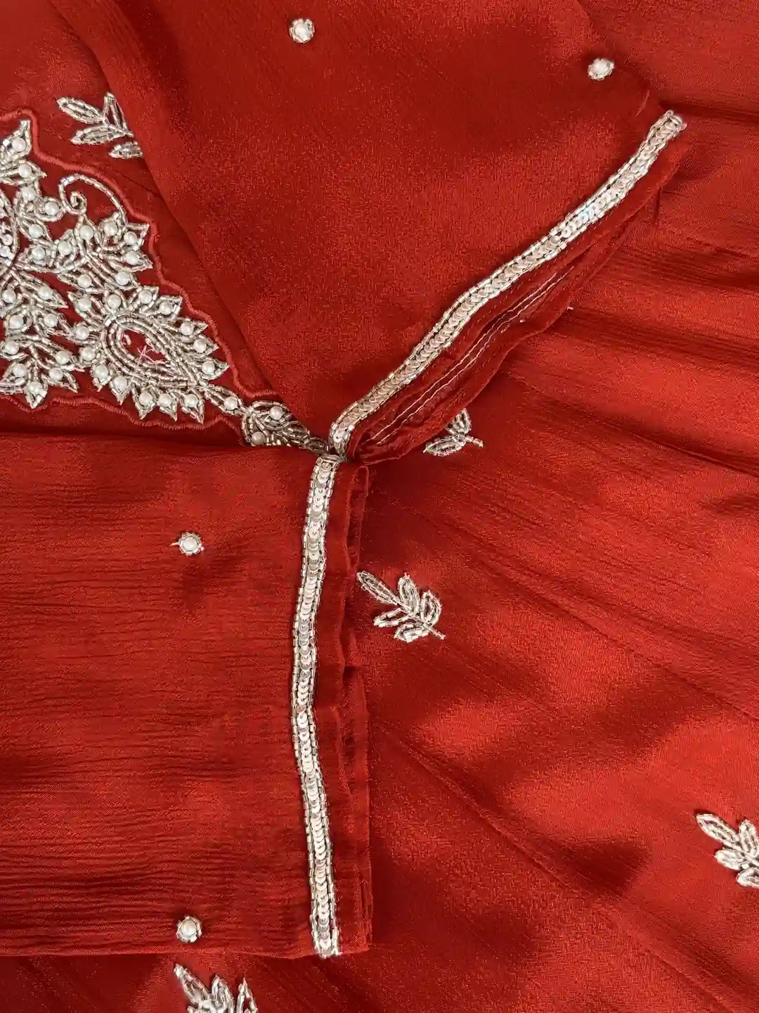 Premium chinnon gown set - AV0010