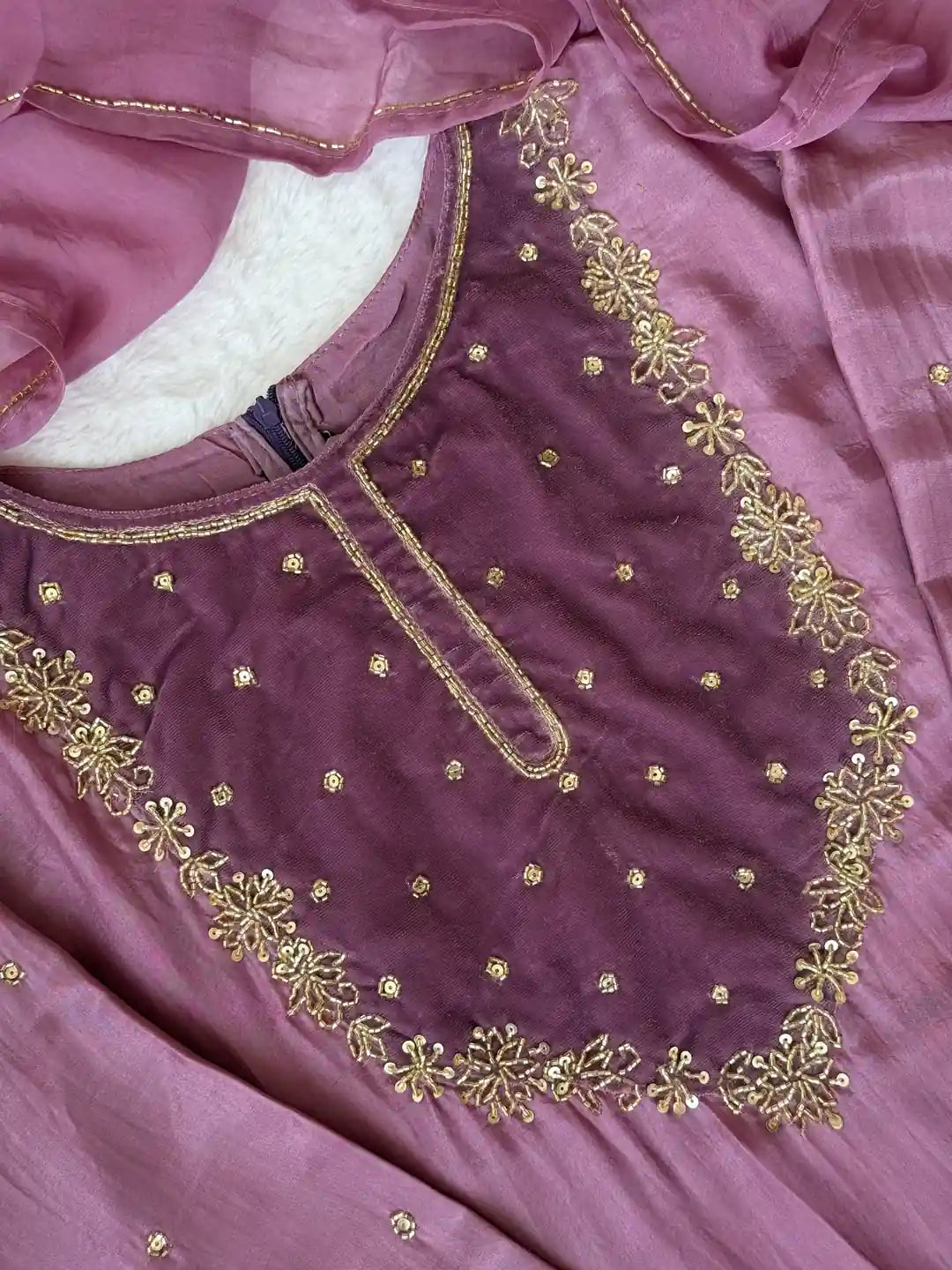 Velvet patch work suit set - AV0007