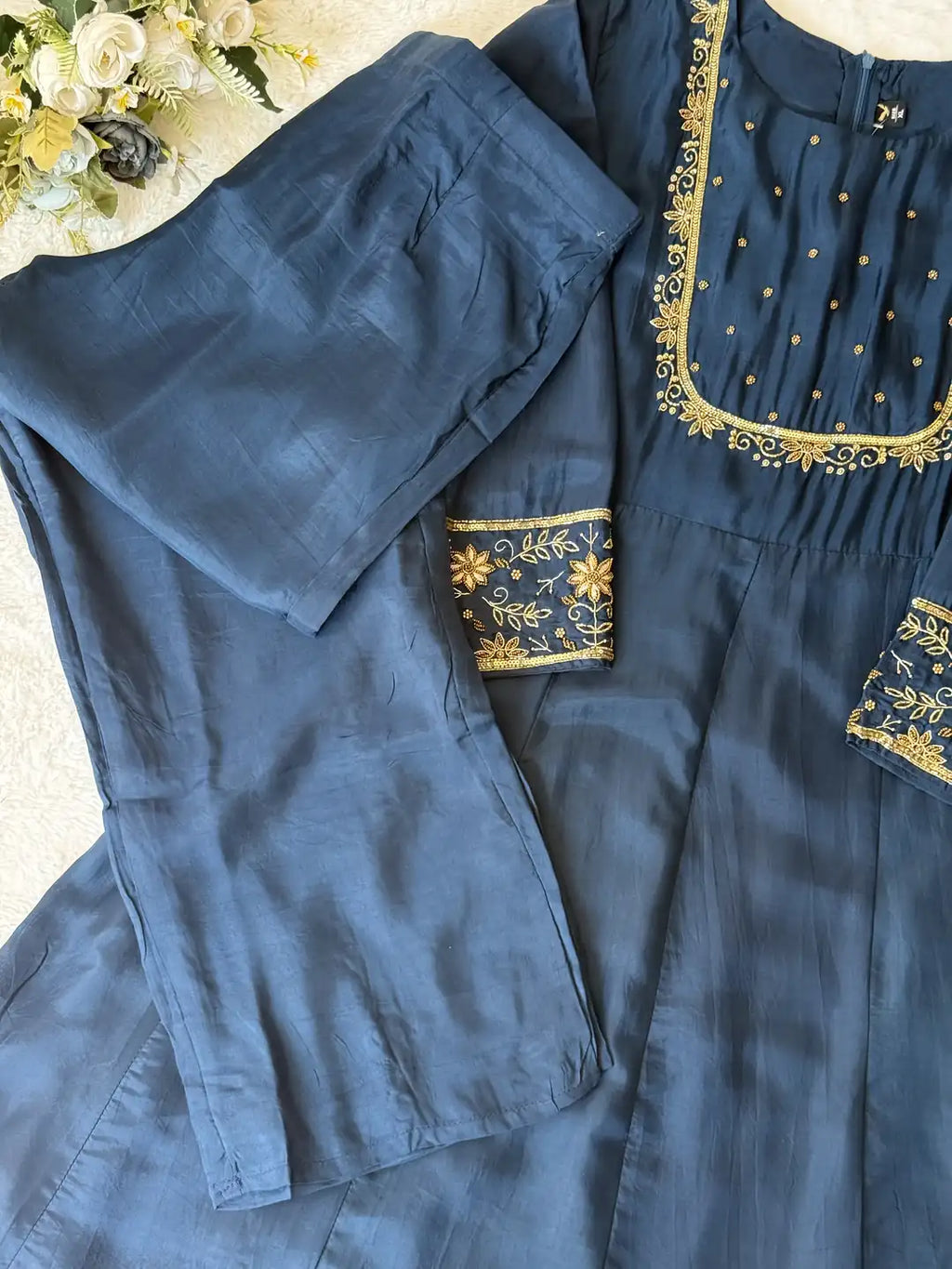 Designer premium anarkali set - AV0009